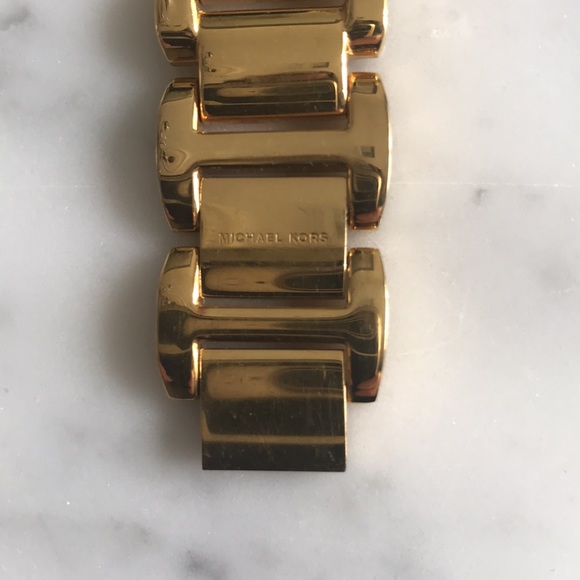 Michael Kors Monogram Womens Watch style 3085 - Picture 5 of 7